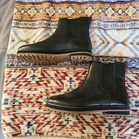 MADEWELL Genuine Leather Chelsea Boots Tan Lug sole low heel Black Size 9.5 - Picture 6 of 10